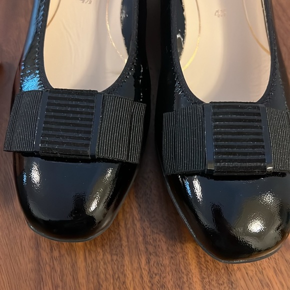 Ara Pumps - Picture 3 of 5